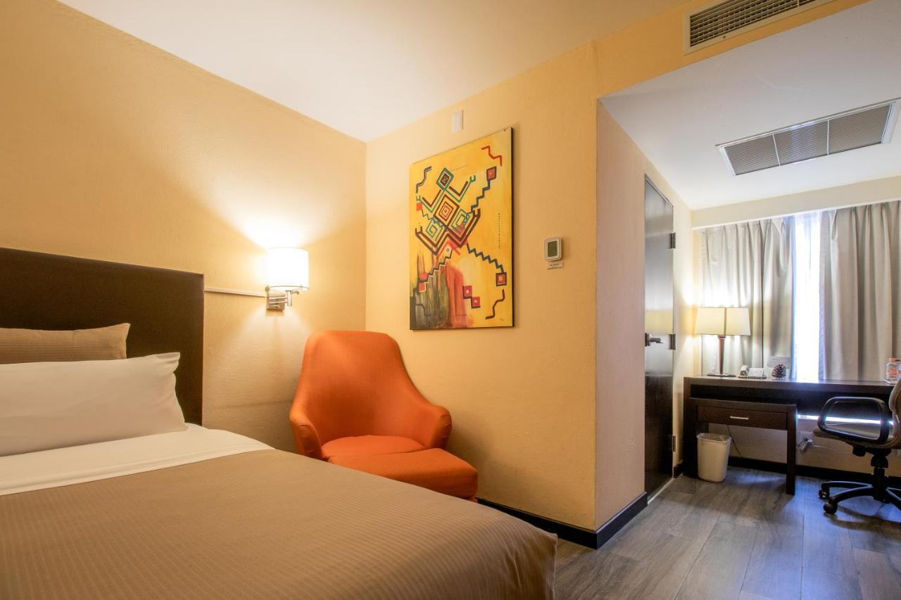 Hotel Rocaval San Cristóbal de Las Casas Exteriör bild