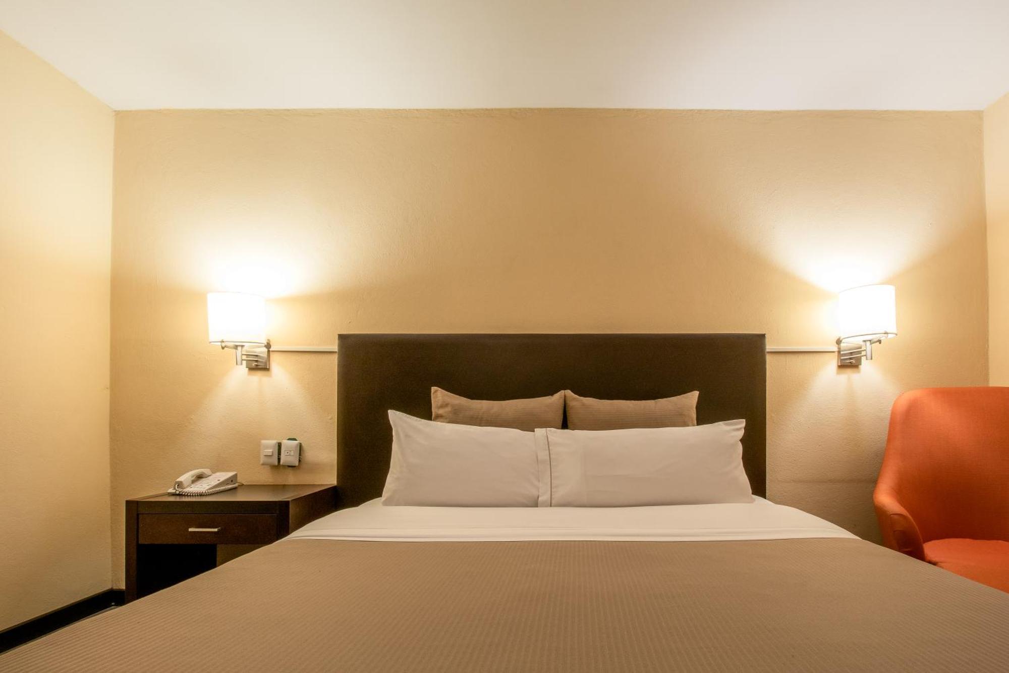 Hotel Rocaval San Cristóbal de Las Casas Exteriör bild